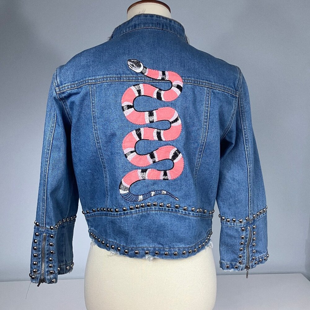 Fernanda Farah Snake Patch Denim Crop Moto Jacket Embroidered Studded Medium